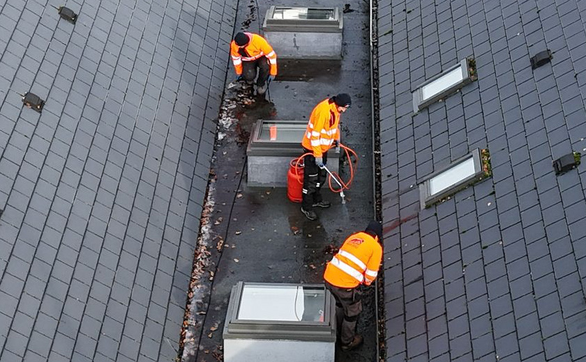 Gutter Cleaning